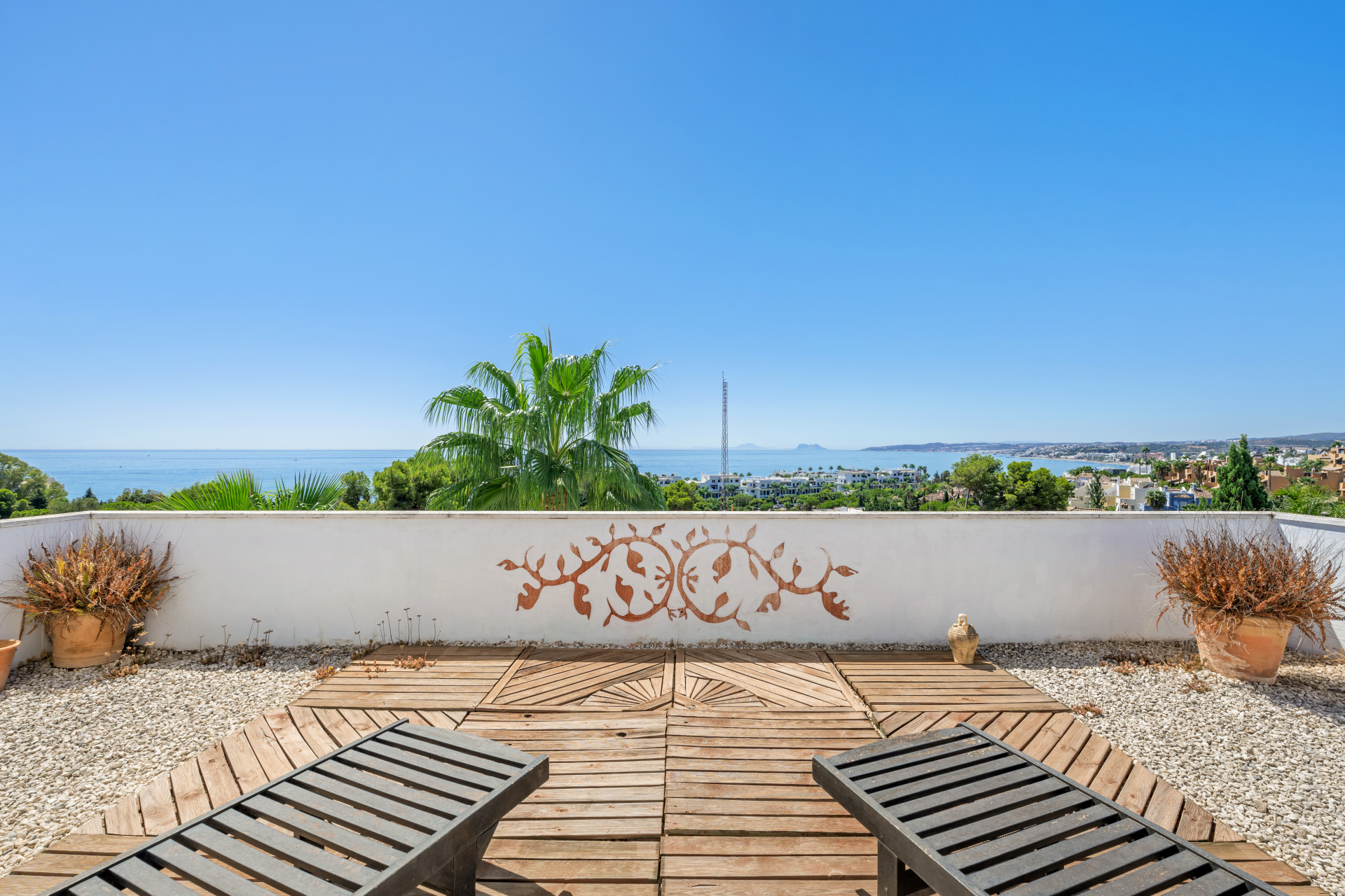 4 Bedroom Villa in Estepona - Photo 4
