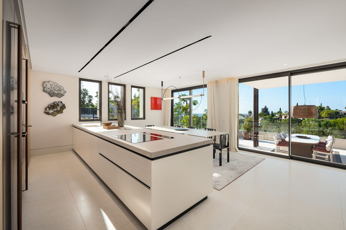 5 Bedroom Villa in Marbella - Фото 7