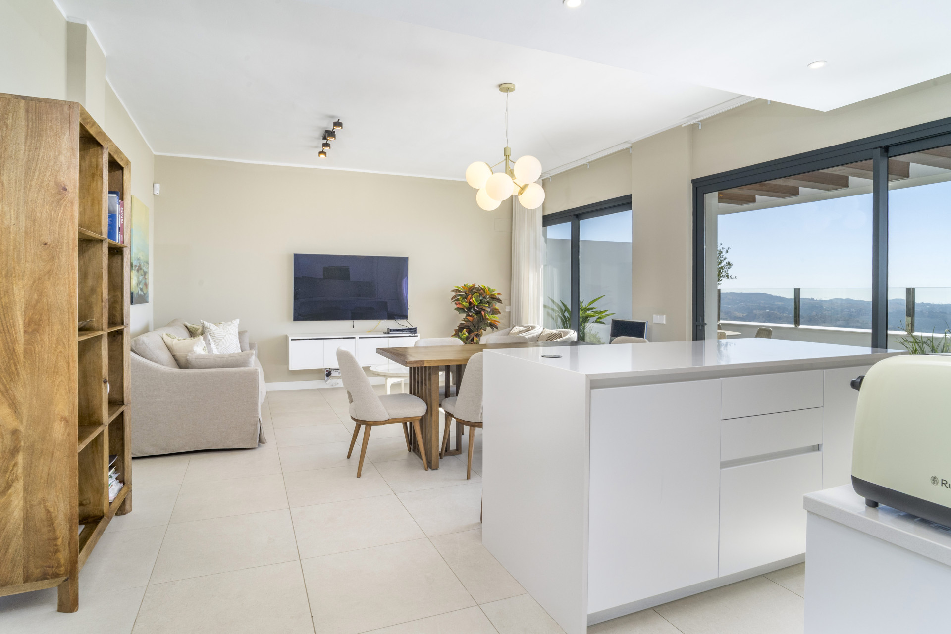 2 Bedroom Penthouse in Mijas - Photo 9