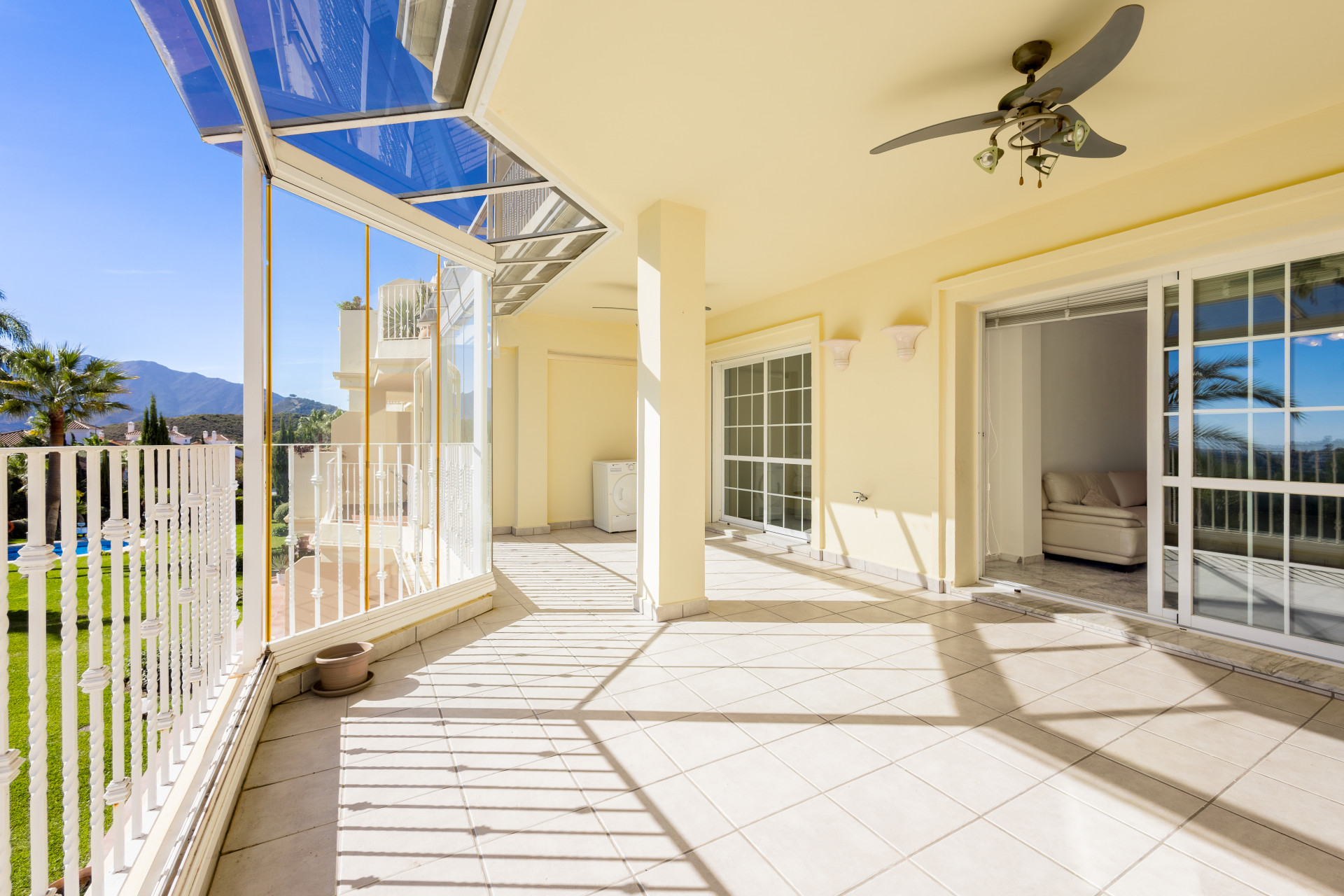 2 Bedroom Apartment in Alhaurín el Grande - Photo 2