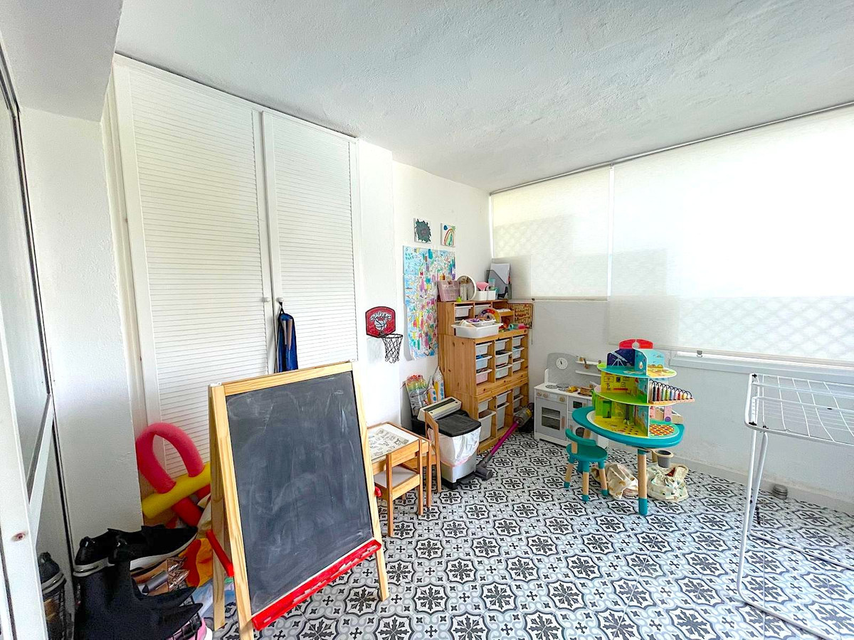 2 Bedroom Apartment in Marbella - Photo 9