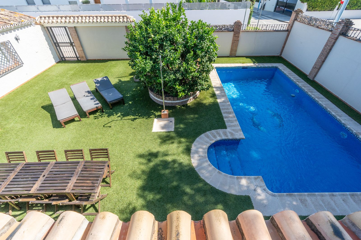 5 Bedroom Villa in San Pedro de Alcántara - Фото 29