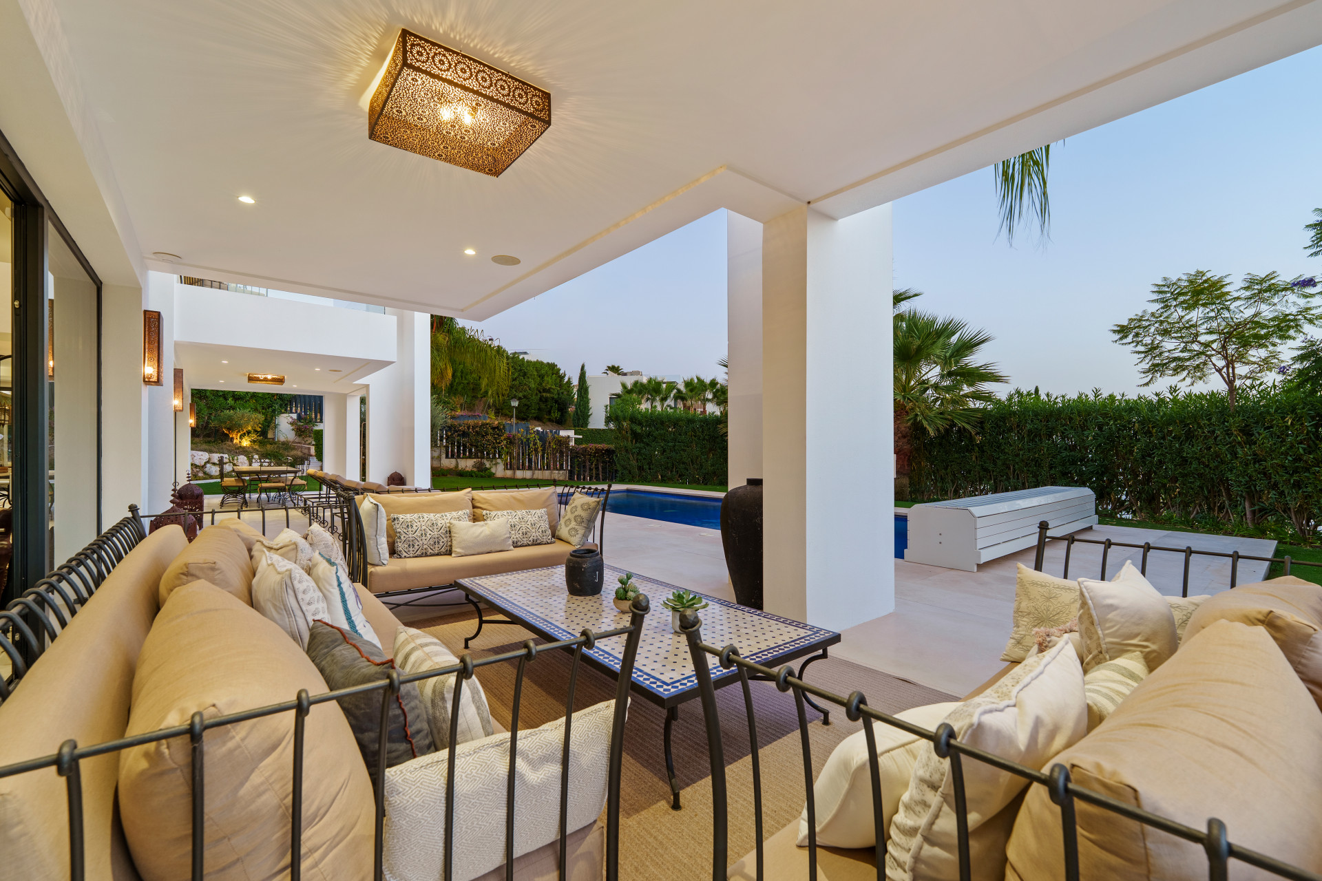 6 Bedroom Villa in Marbella - Photo 24