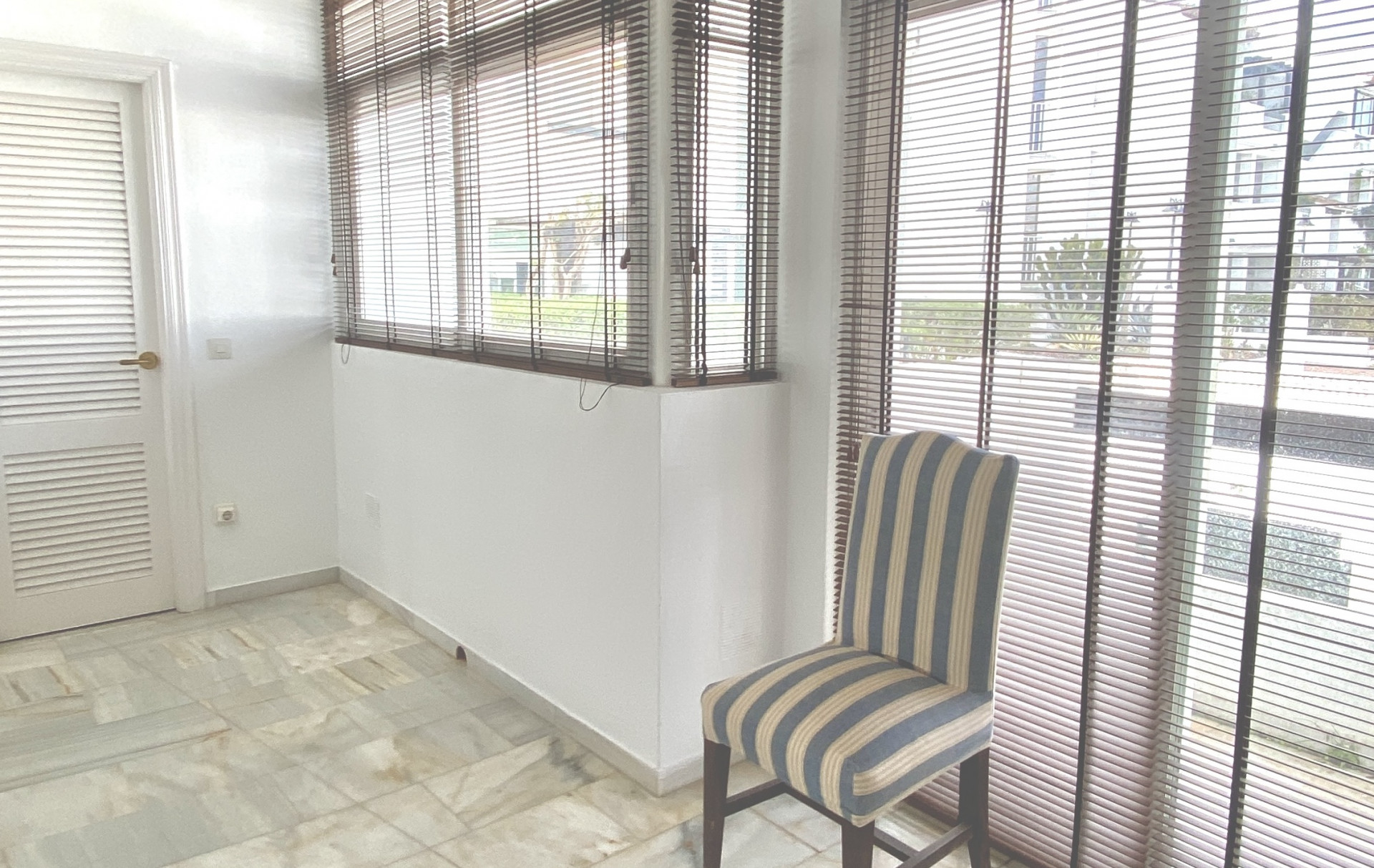 2 Bedroom Apartment in Estepona - Photo 16