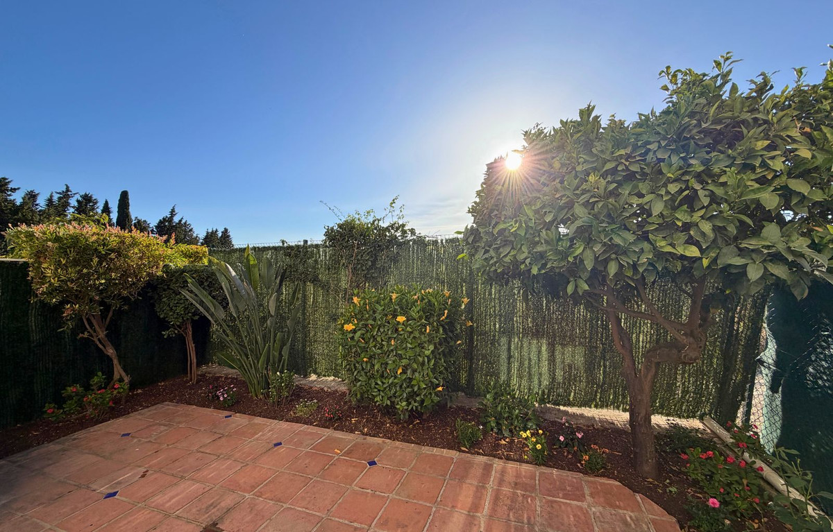 3 Bedroom Townhouse in Marbella - Photo 9