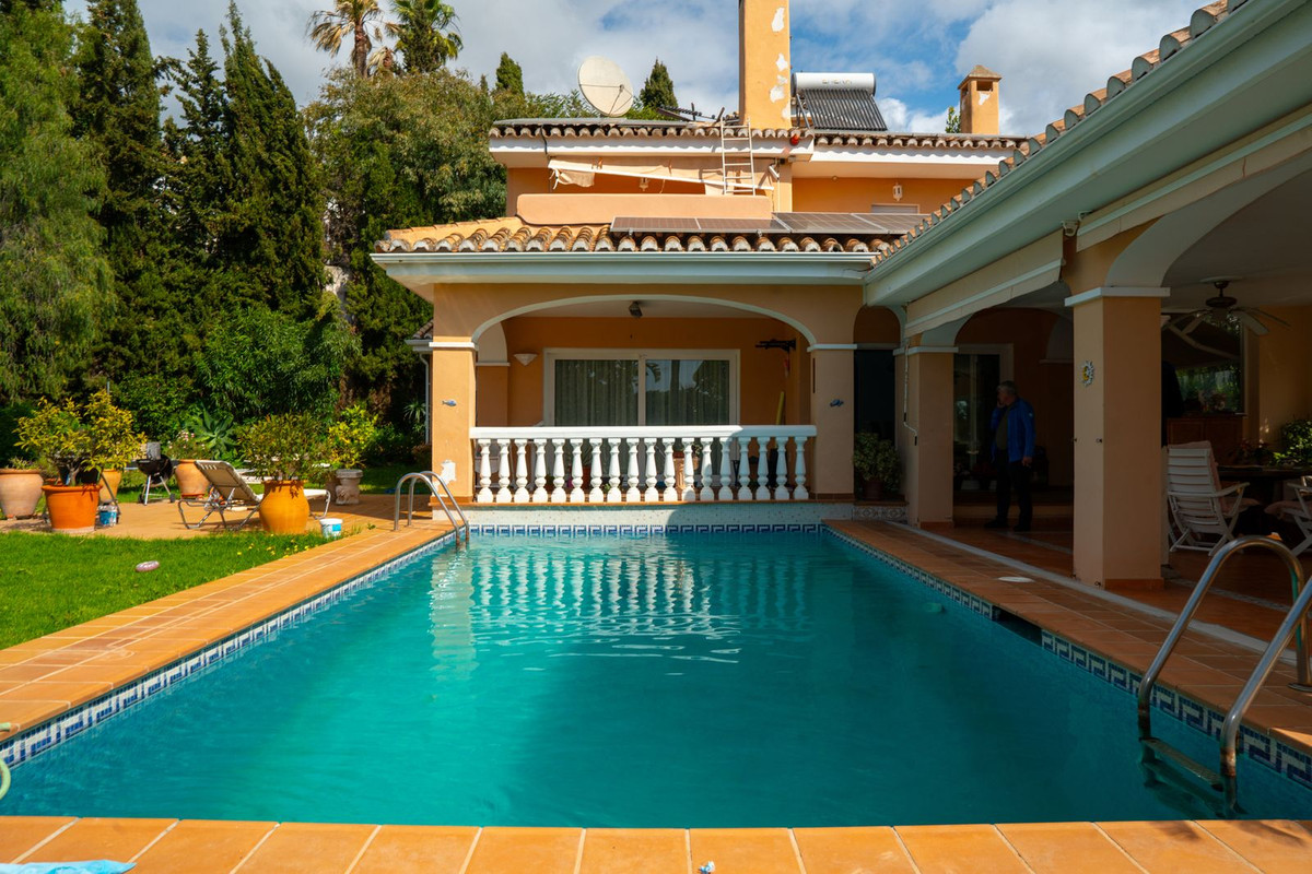 4 Bedroom Villa in Marbella - Foto 16