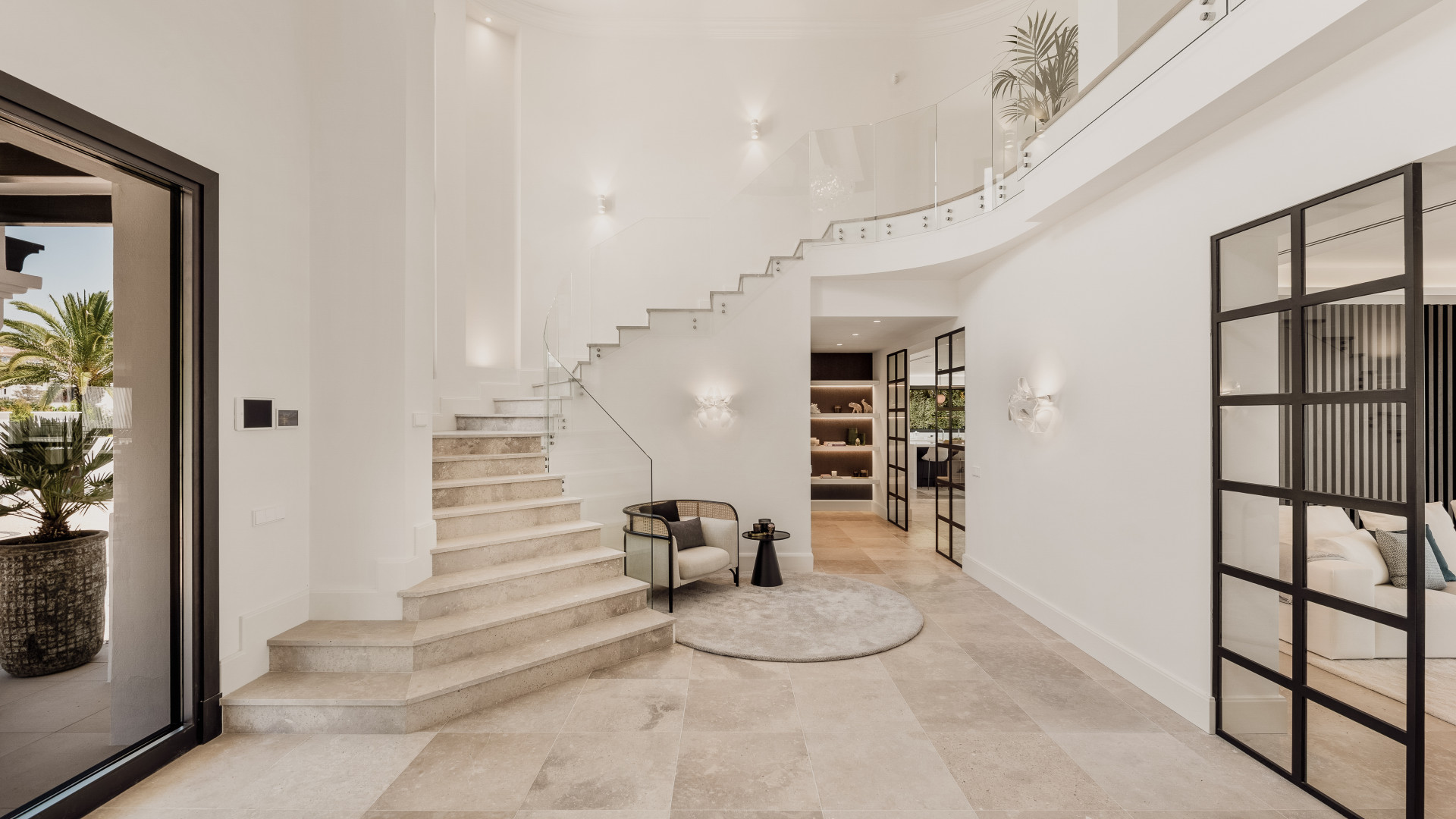 6 Bedroom Villa in Marbella - Photo 26