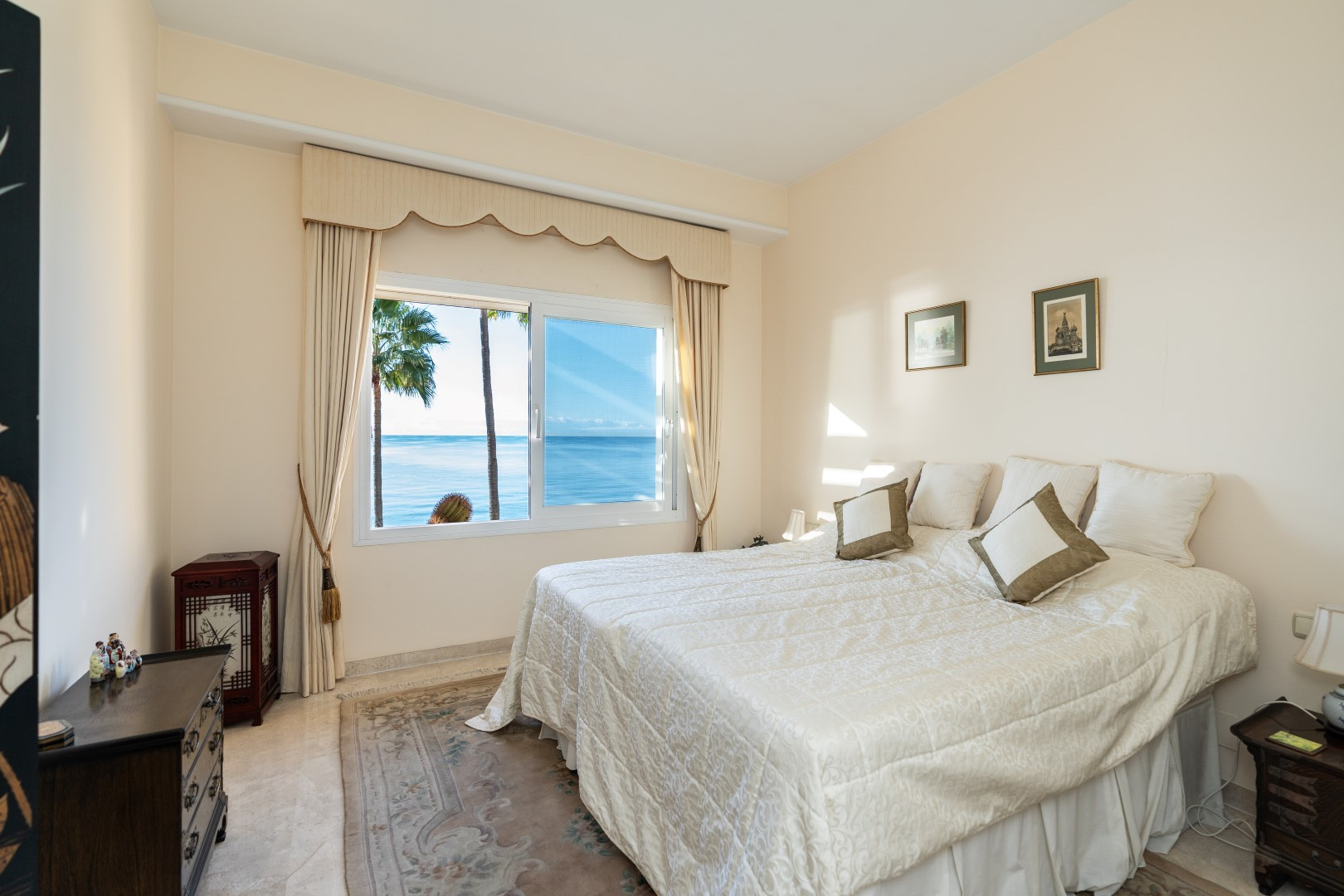 3 Bedroom Apartment in Marbella - Photo 26