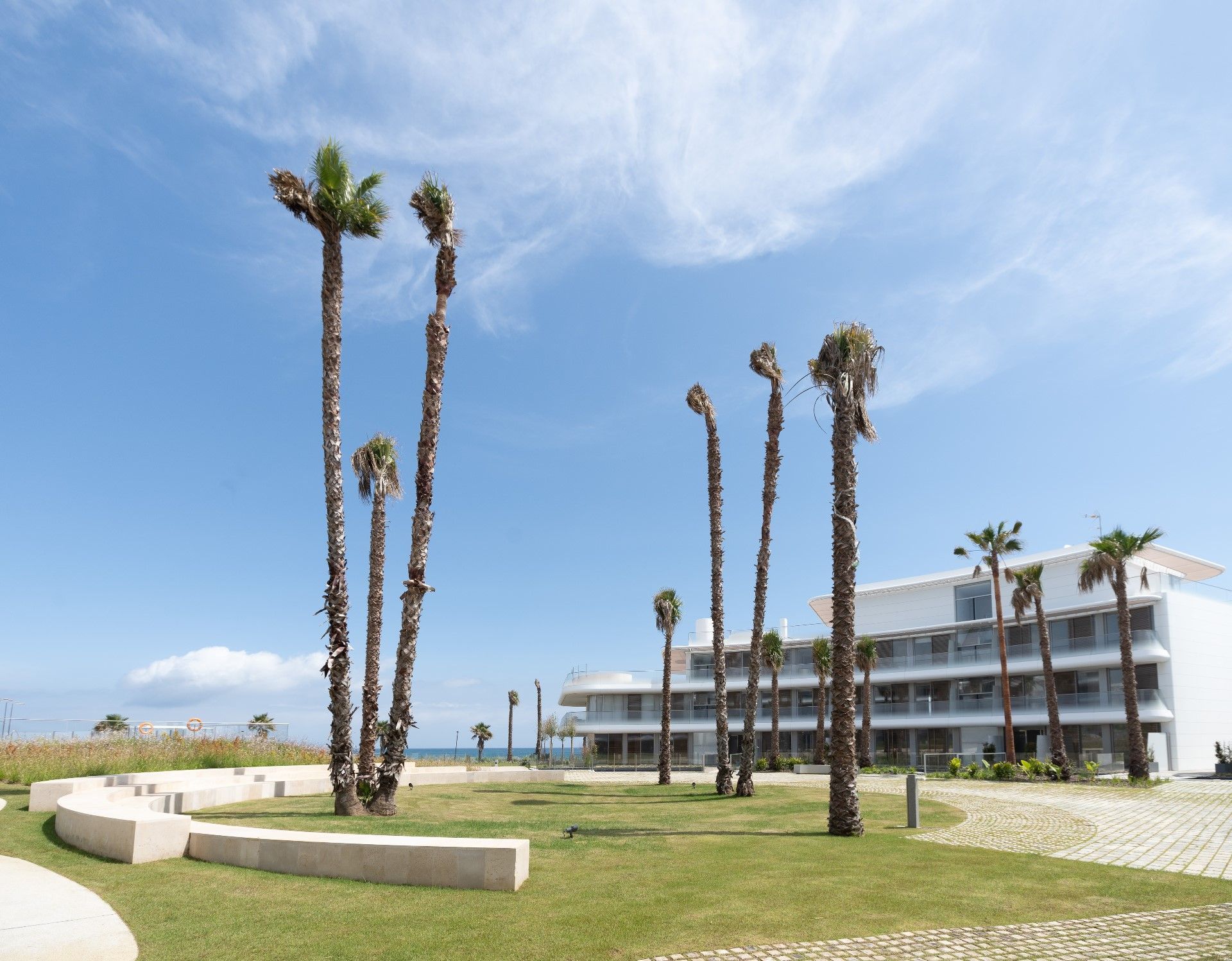 3 Bedroom Penthouse in Estepona - Photo 7