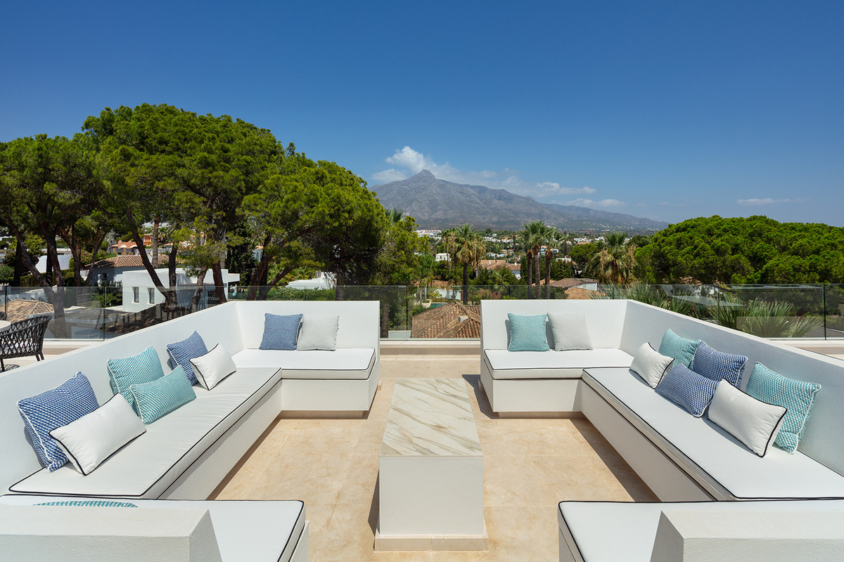 5 Bedroom Villa in Marbella - Foto 3