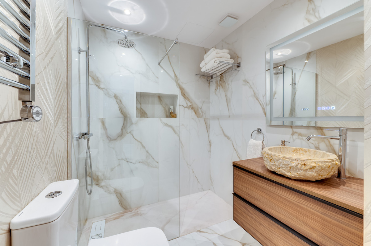 3 Bedroom Apartment in Marbella - Photo 18