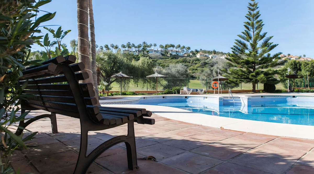 3 Bedroom Penthouse in La Duquesa - Photo 21