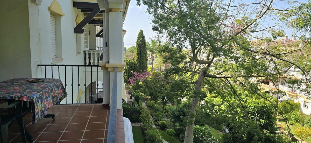 2 Bedroom Apartment in Marbella - Photo 8