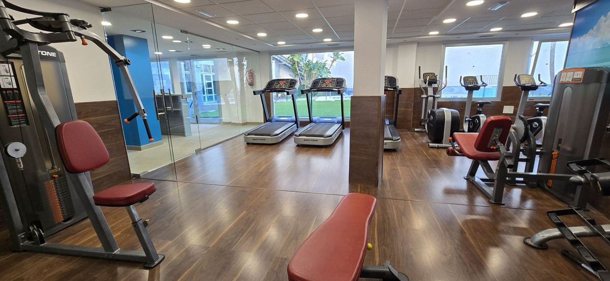 2 Bedroom Penthouse in Mijas - Photo 32