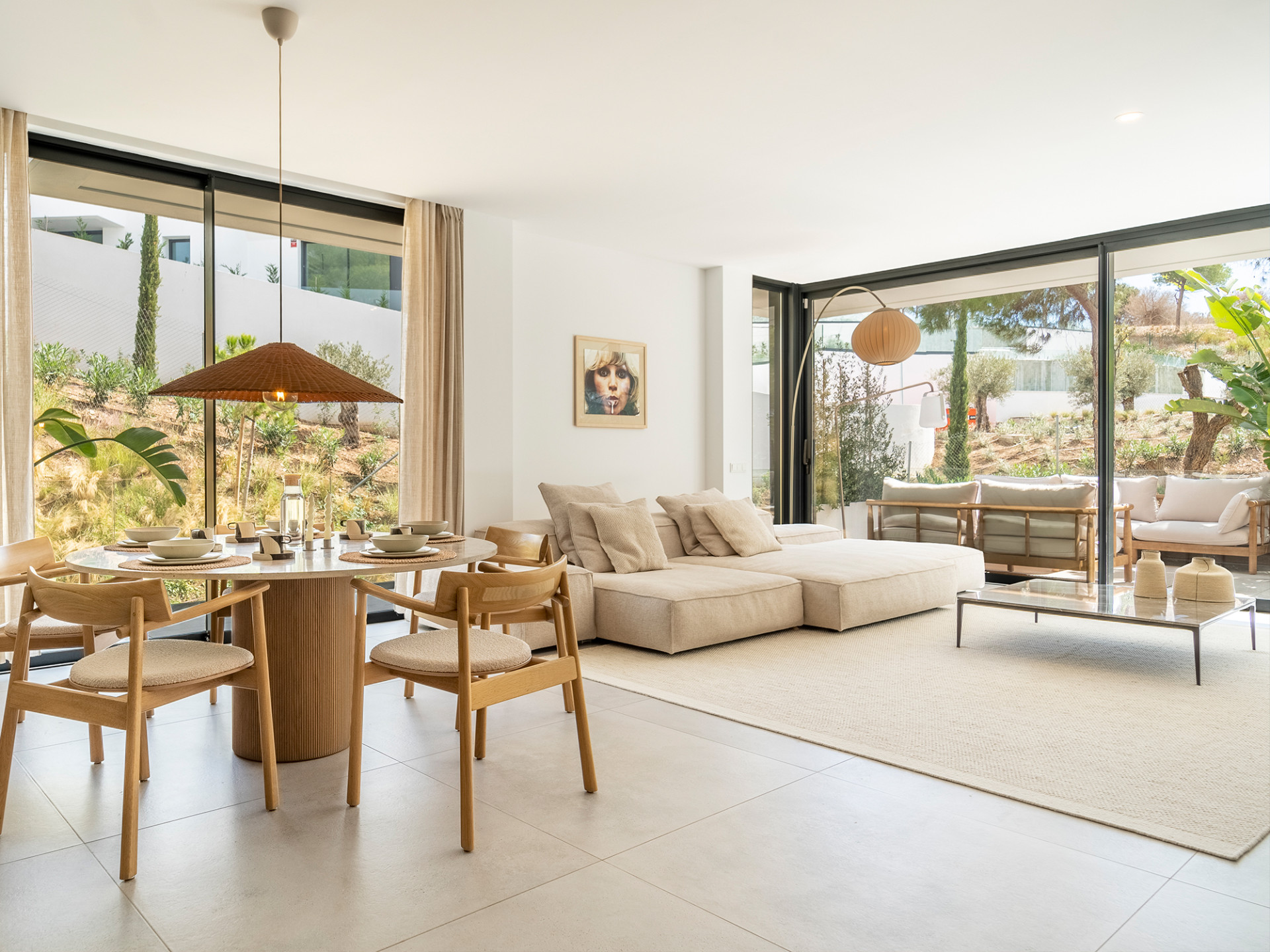 Piso de 3 dormitorios con piscina en Málaga – Foto 4