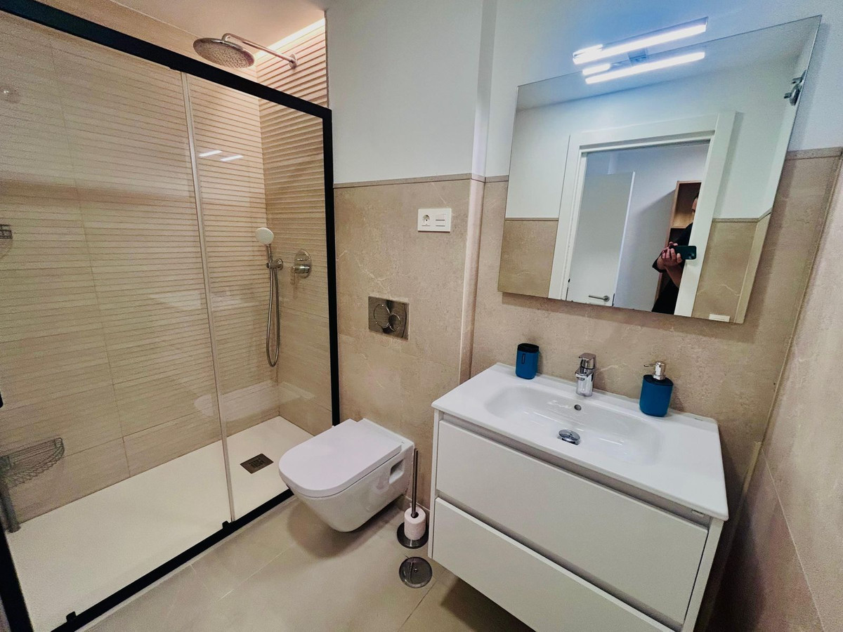 Apartamento com 2 quartos com vista mar em Málaga, Espanha – Foto 15
