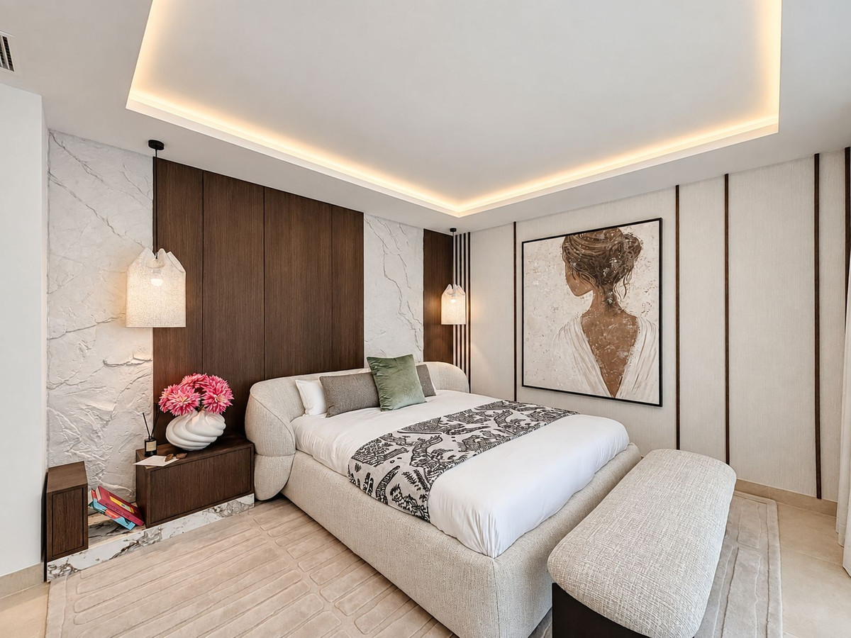 5 Bedroom Villa in Marbella - Photo 19