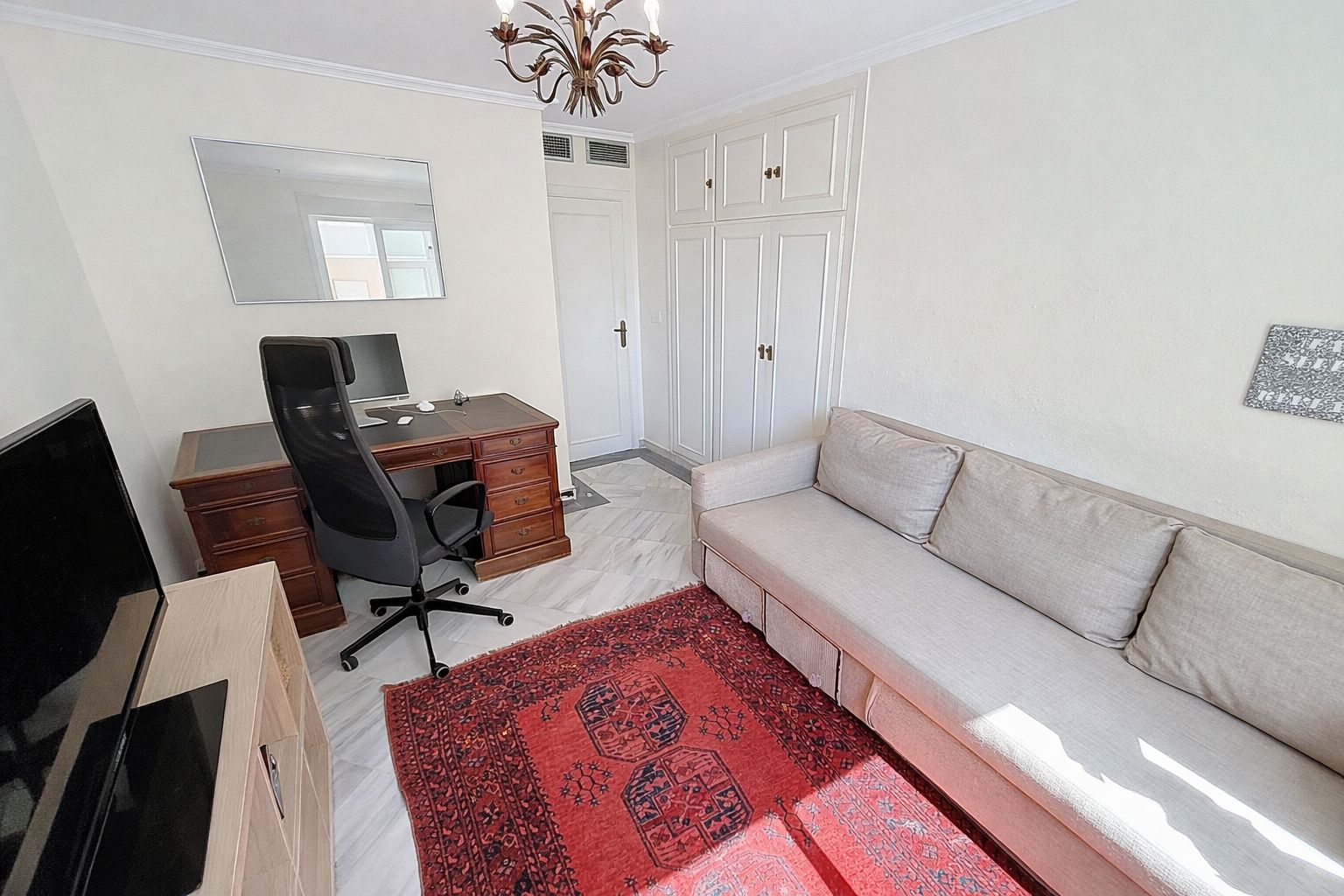 4 Bedroom Apartment in Mijas - Photo 17