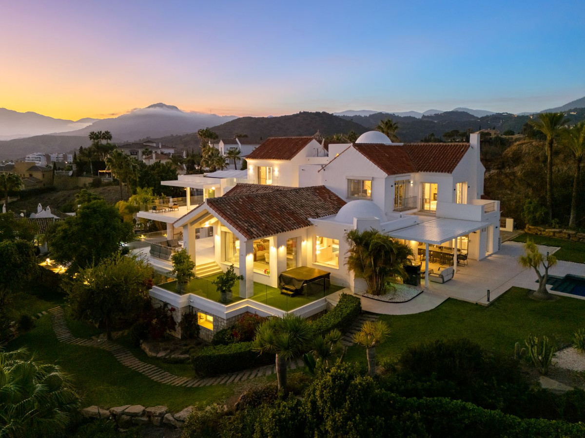 9 Bedroom Villa in Benahavís - Foto 2