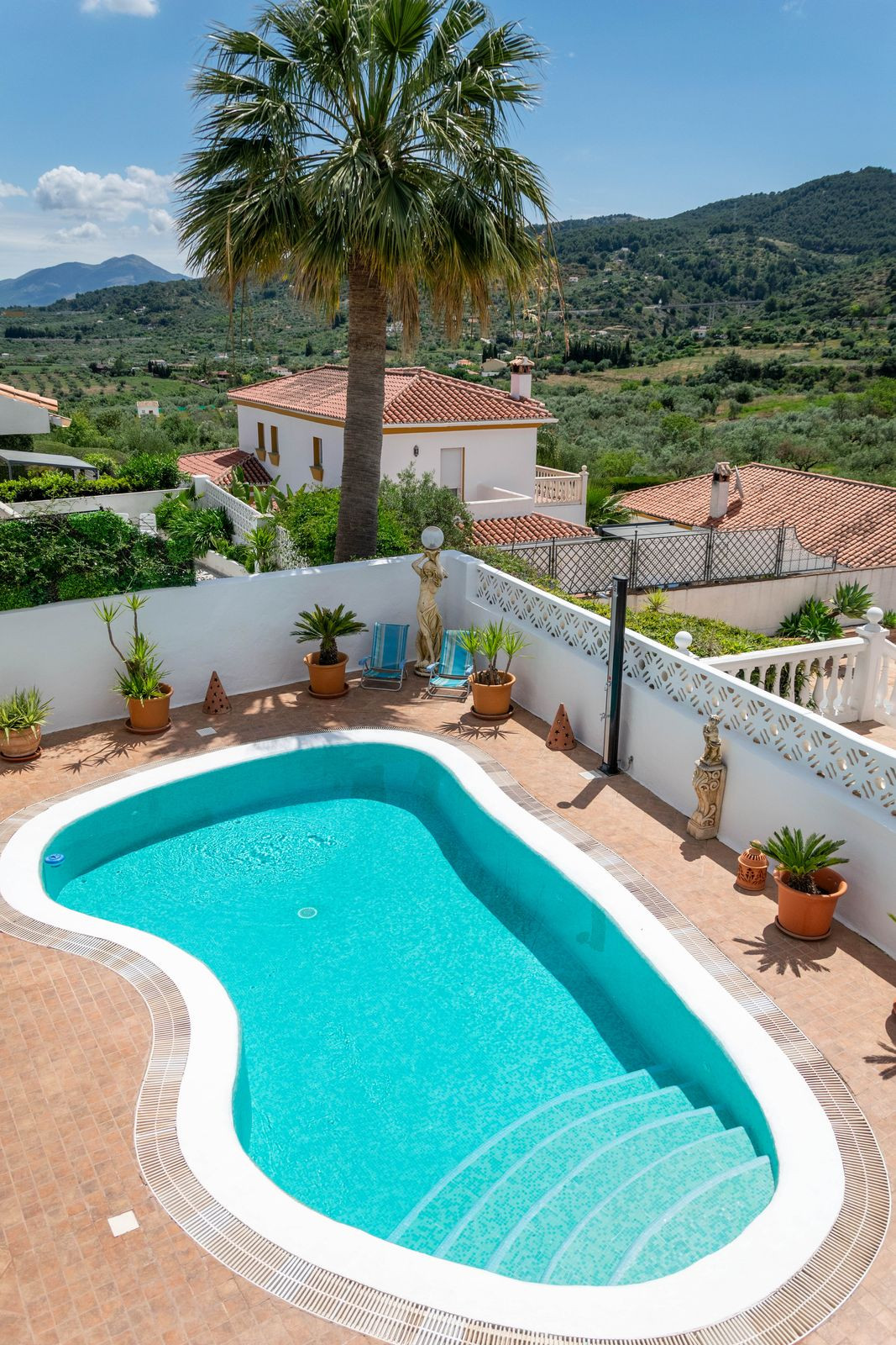 4 Bedroom Villa in Monda - Photo 11