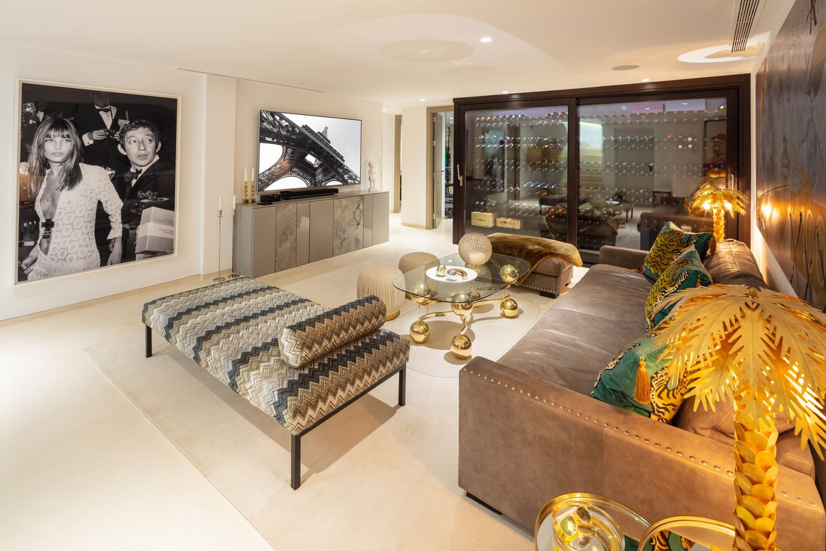 7 Bedroom Villa in Marbella - Photo 12