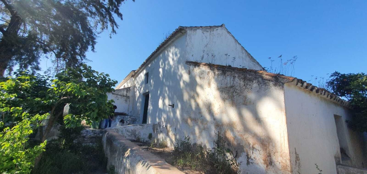 5 Bedroom Country house in Pizarra - Photo 2