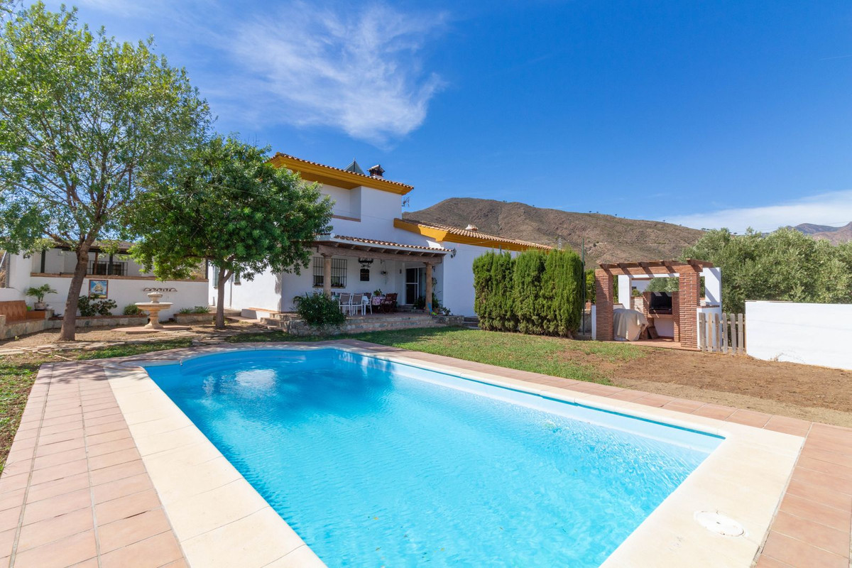 4 Bedroom Country house in Mijas - Фото 33