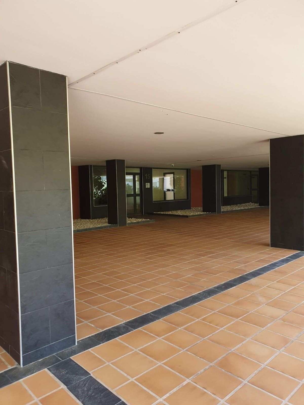 2 Bedroom Apartment in Torremolinos - Photo 8