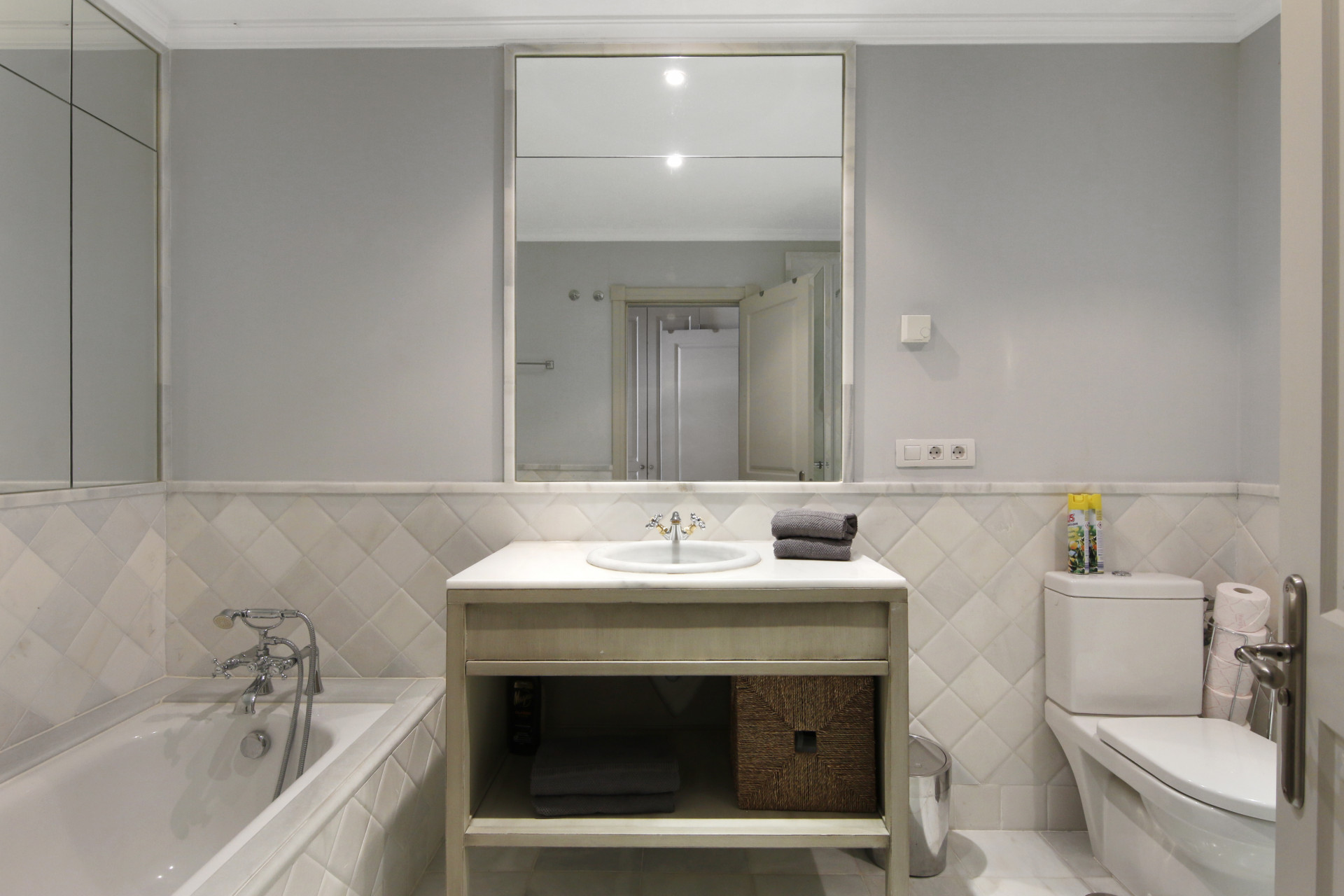 2 Bedroom Apartment in Casares - Photo 15