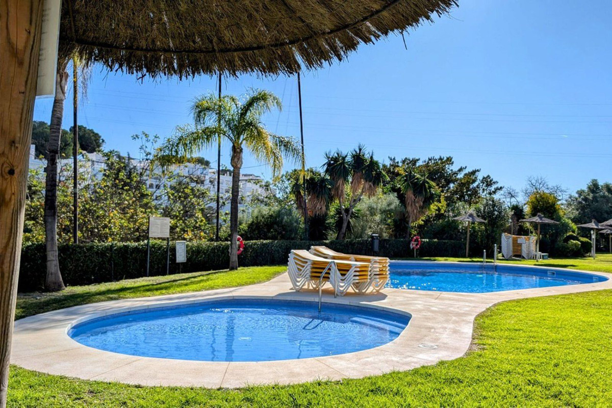 3 Bedroom Apartment in Benahavís - Foto 10