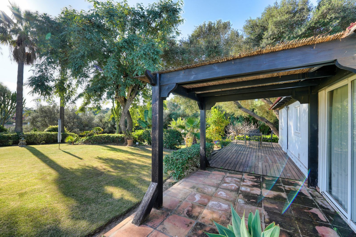 5 Bedroom Villa in Sotogrande - Photo 10
