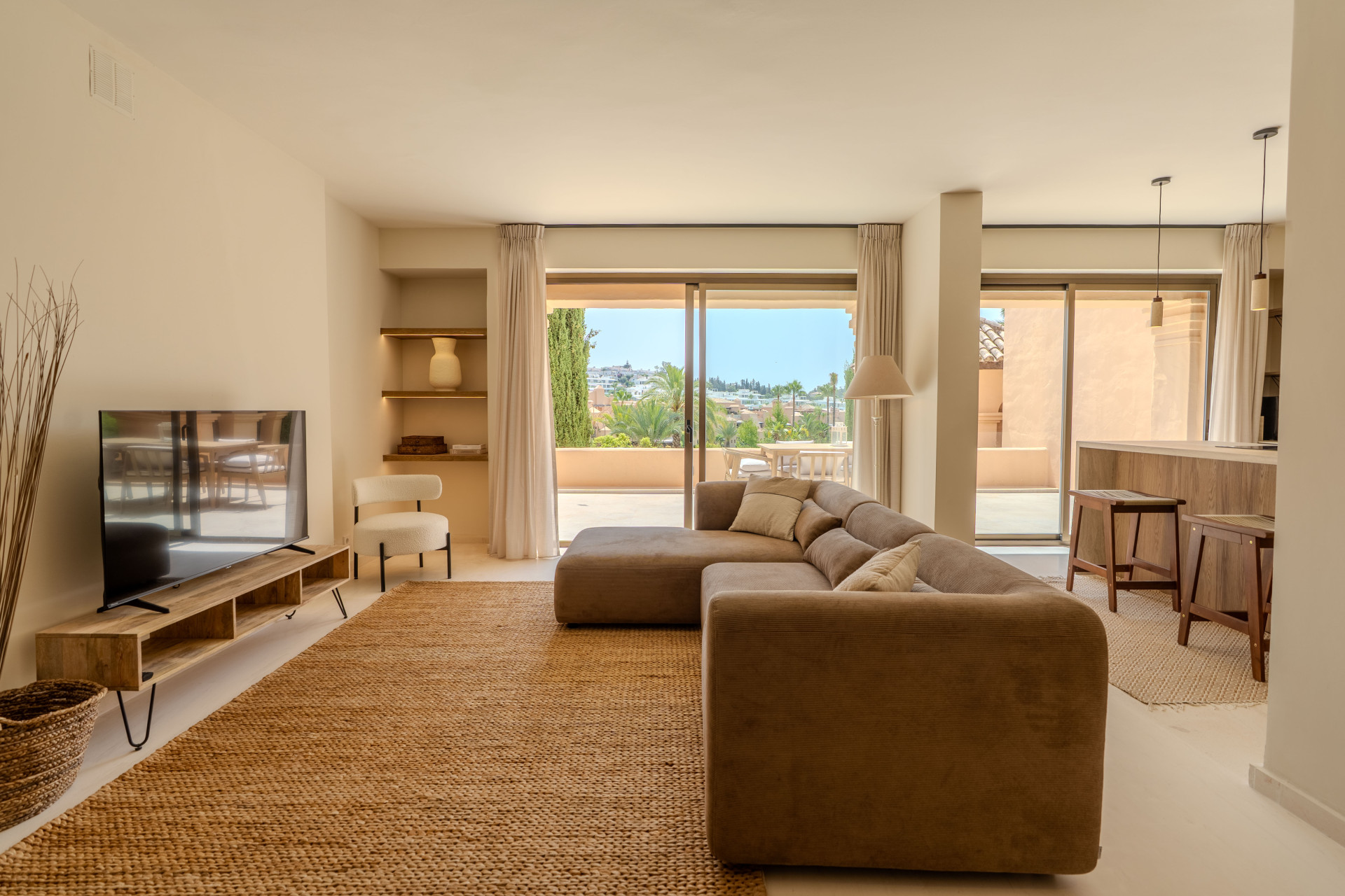 3 Bedroom Apartment in Estepona