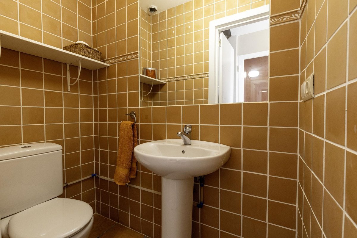 3 Bedroom Townhouse in Marbella - Photo 31