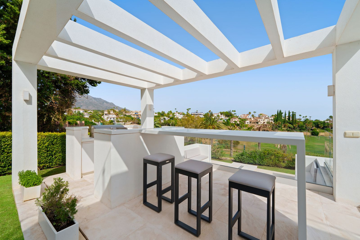 5 Bedroom Villa in Marbella - Foto 12
