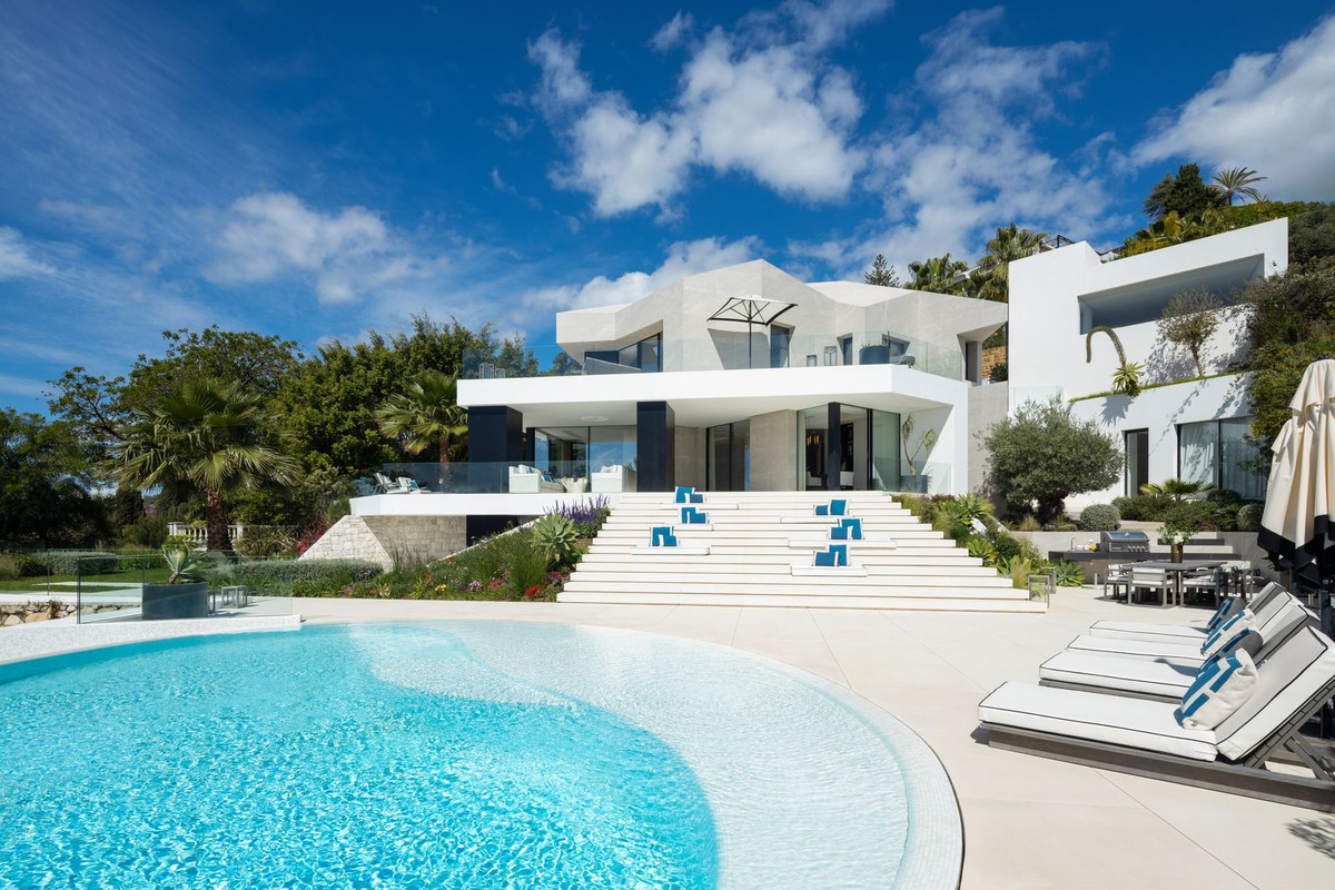 Villa in Benahavis