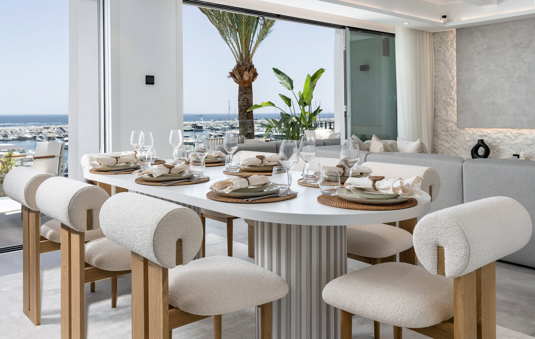 4 Bedroom Apartment in Marbella - Photo 8