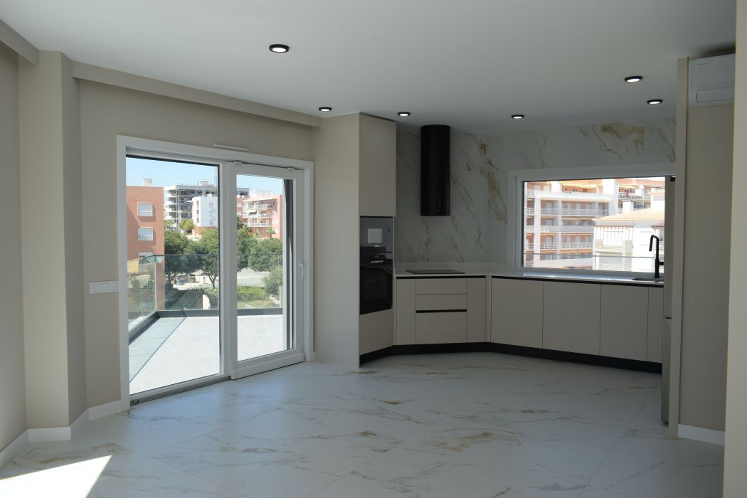 Piso de 4 dormitorios – Foto 3