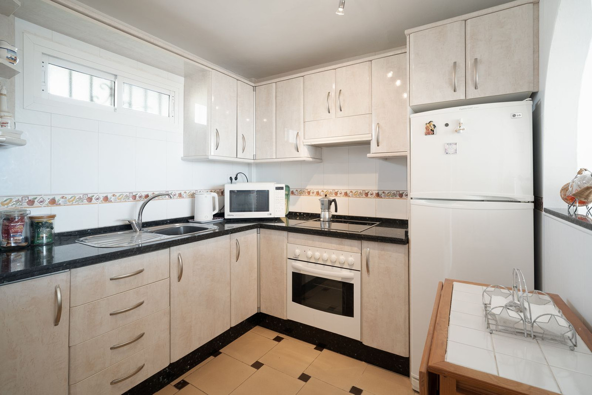 Appartement de 1 chambre vue mer à Malaga, Espagne – Photo 8