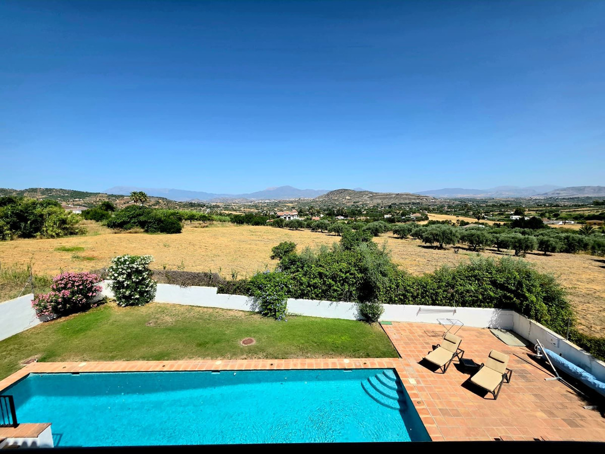 4 Bedroom Villa in Alhaurín el Grande - Foto 35