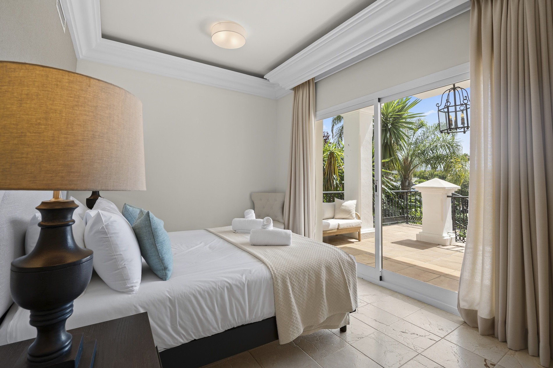 8 Bedroom Villa in Benahavís - Фото 14