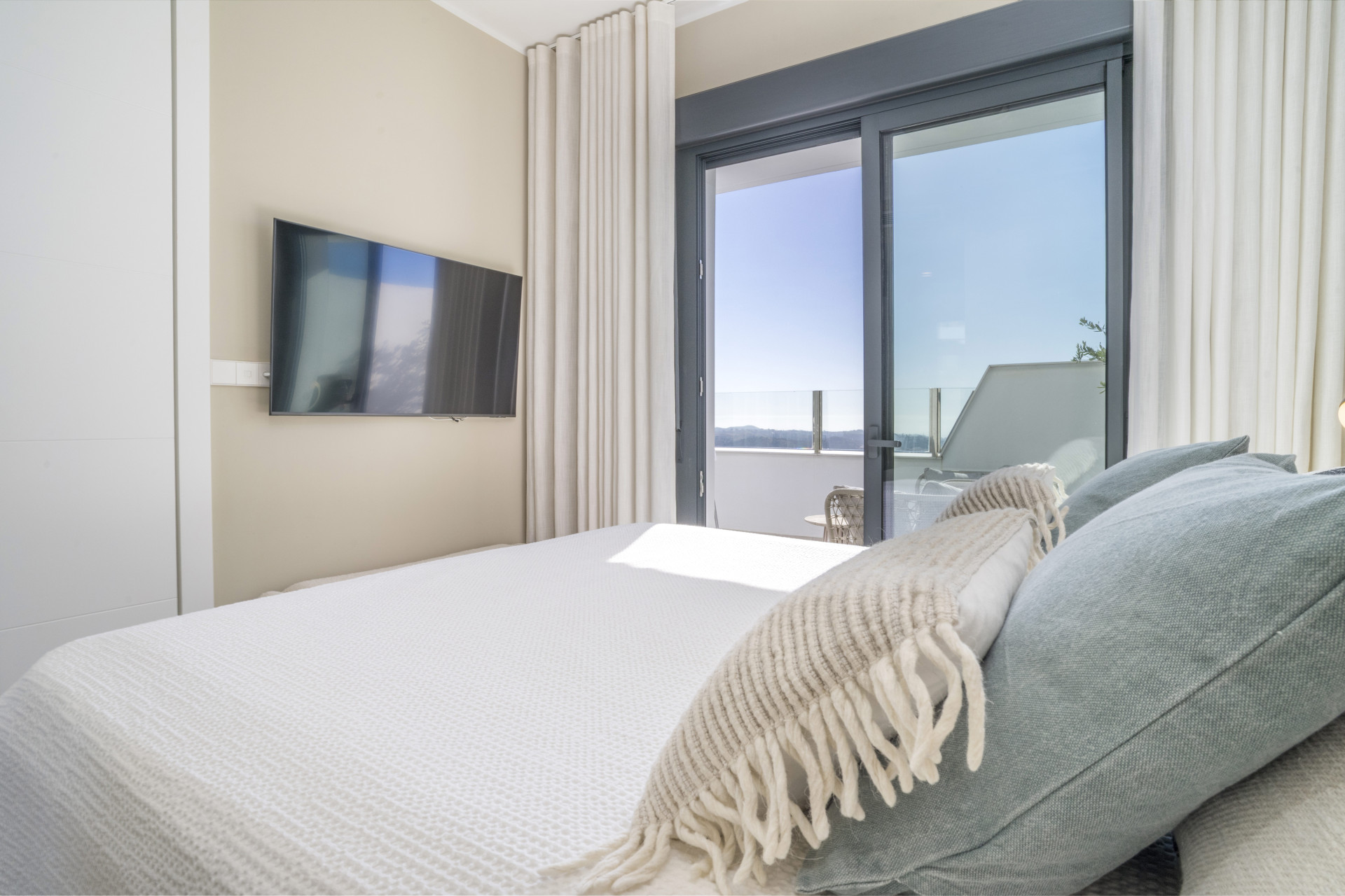 2 Bedroom Penthouse in Mijas - Photo 5