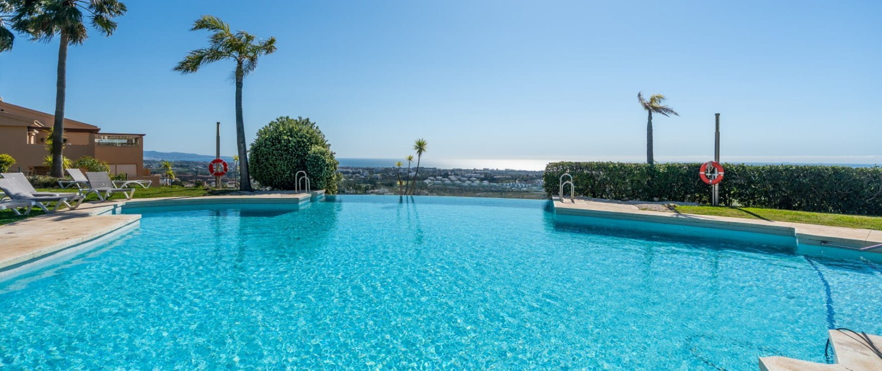 Apartamento com 2 quartos com piscina em Málaga, Espanha – Foto 1