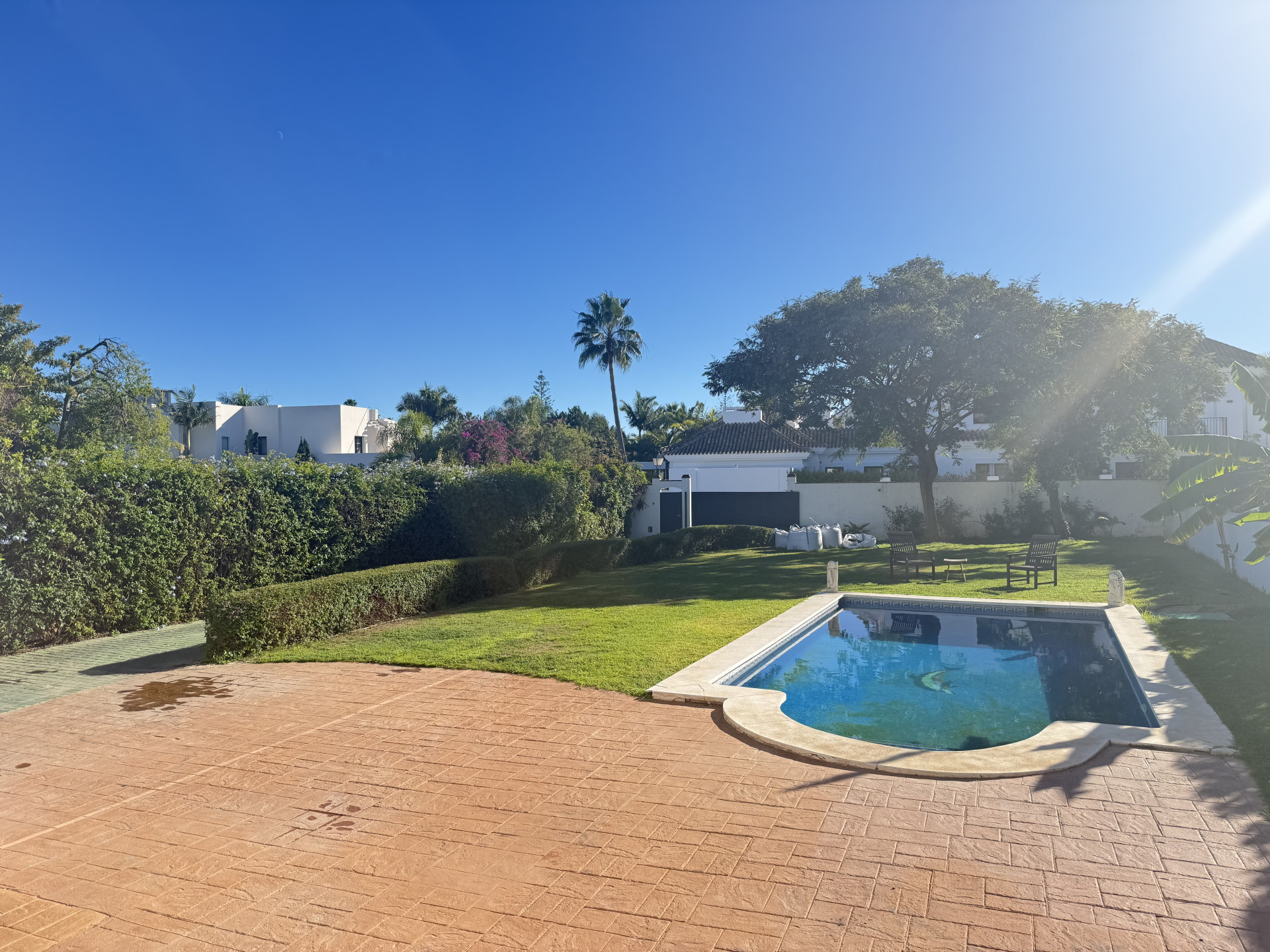 4 Bedroom Villa in San Pedro de Alcántara - Photo 2