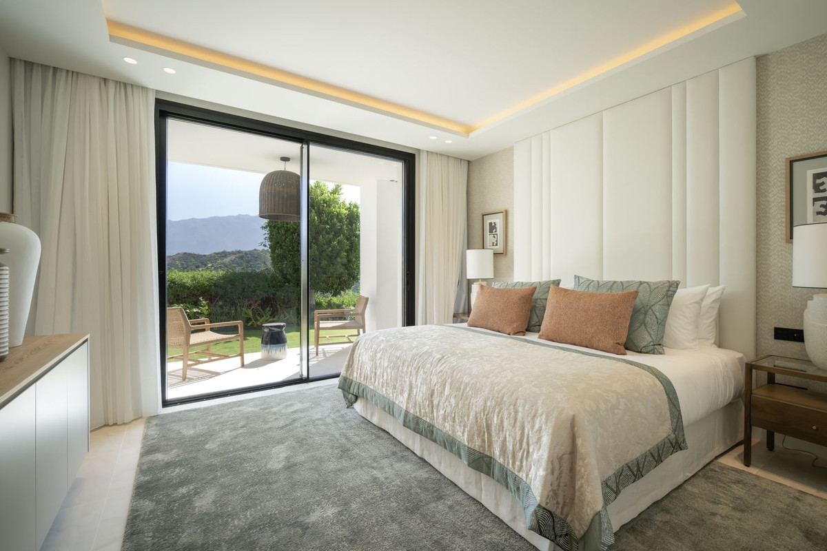 8 Bedroom Villa in Benahavís - Foto 14