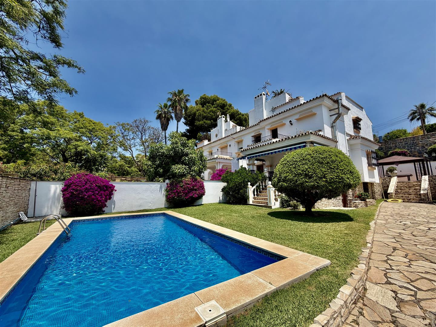 3 Bedroom Villa in Marbella - Photo 27