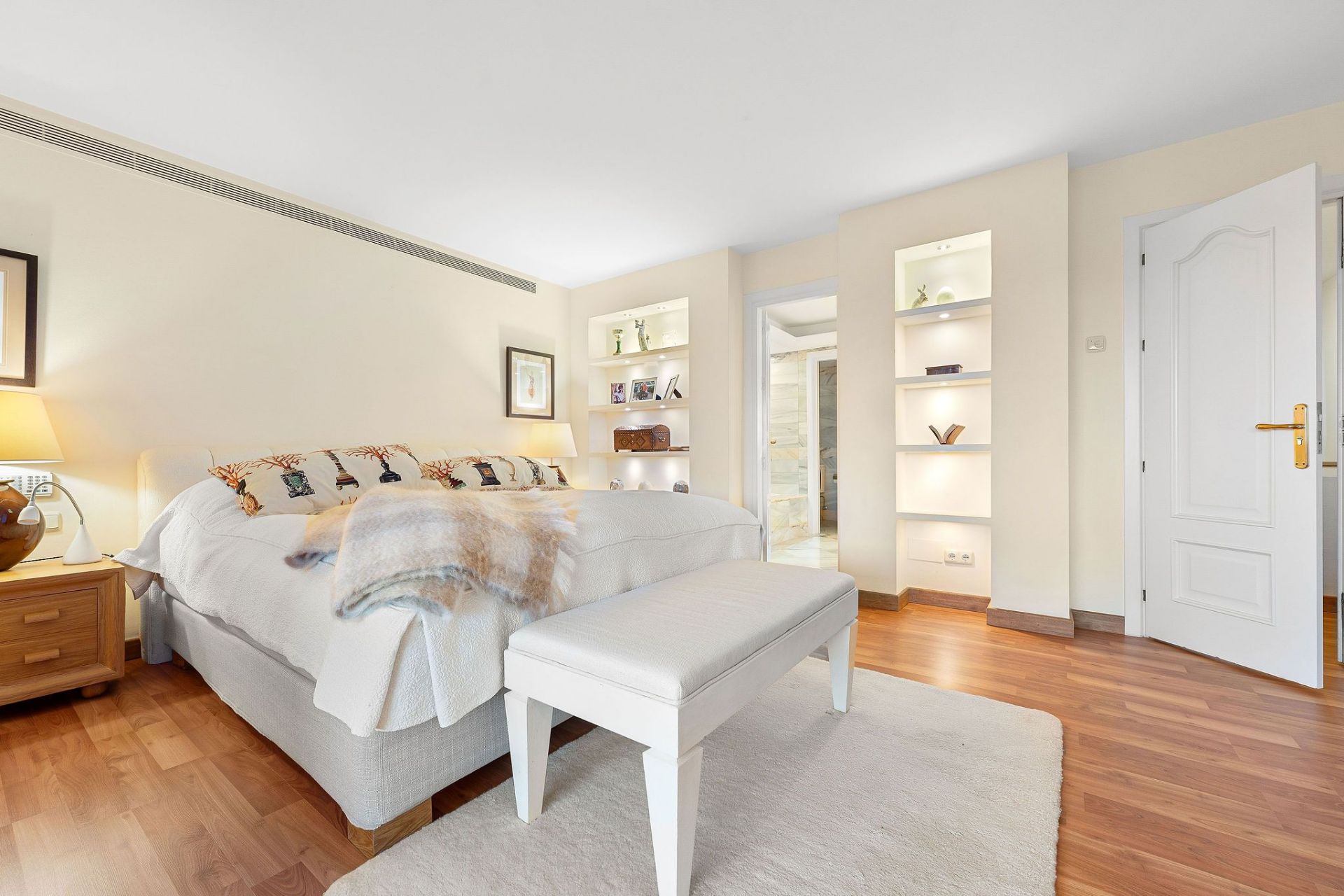 3 Bedroom Villa in Marbella - Photo 23