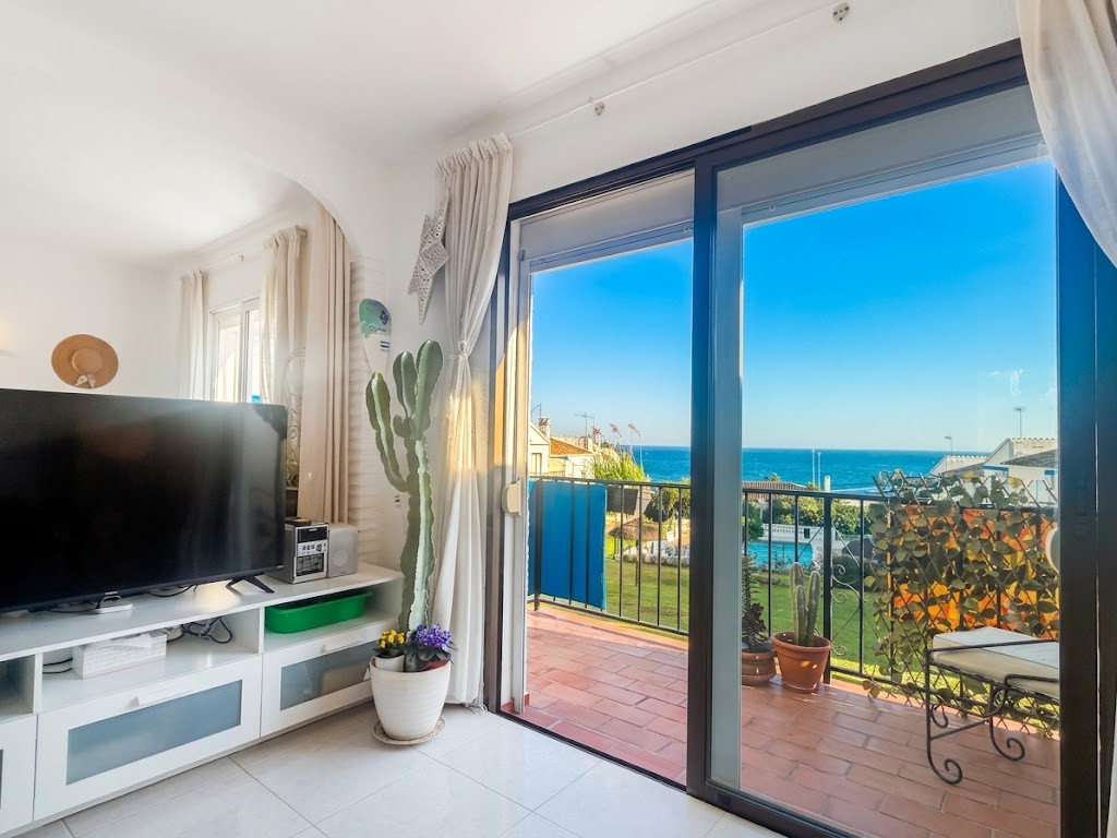 2 Bedroom Apartment in Mijas - Фото 6