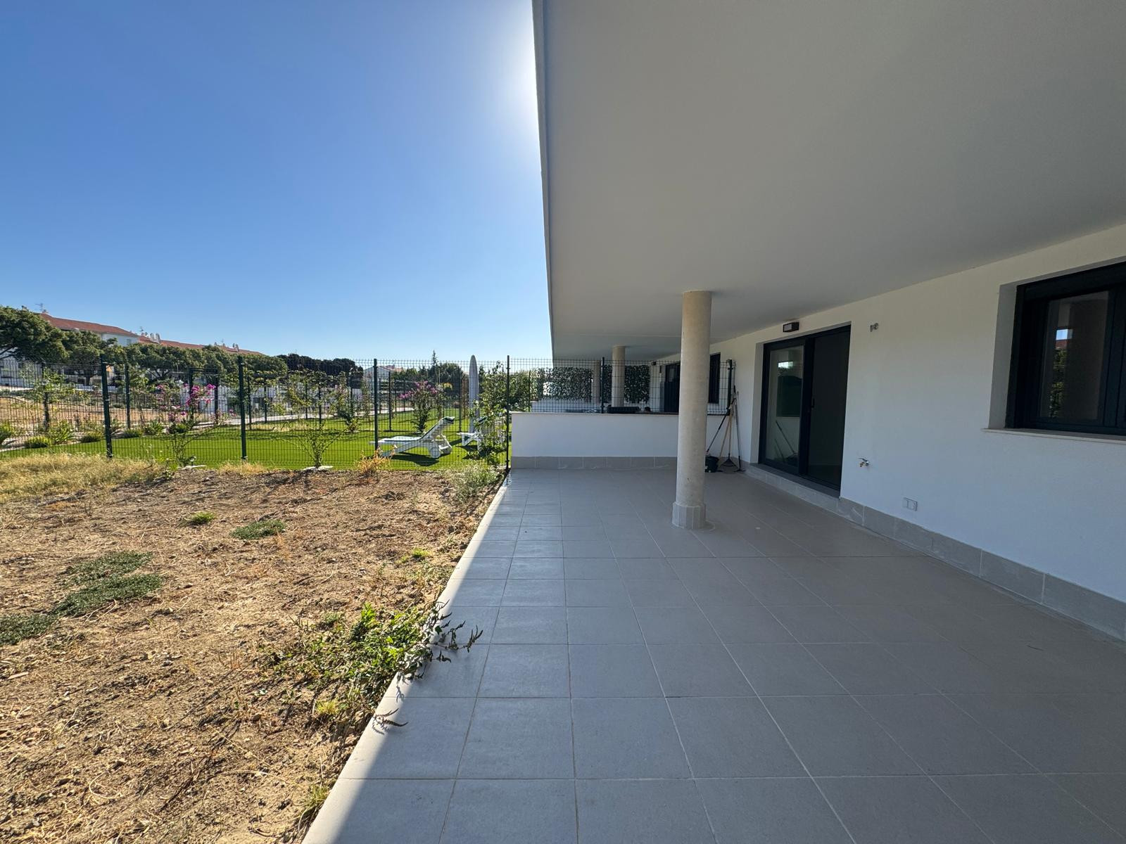2 Bedroom Apartment in Estepona - Photo 15