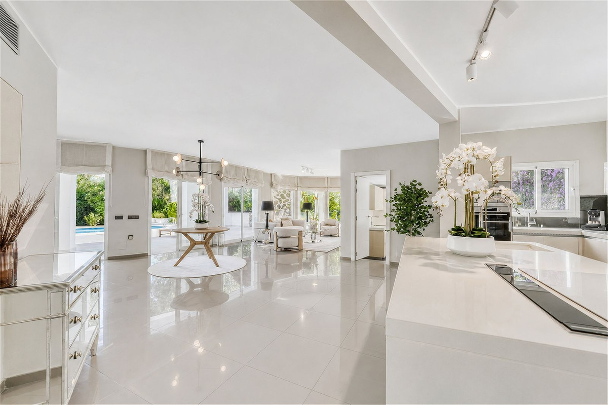 4 Bedroom Villa in Benahavís - Foto 9