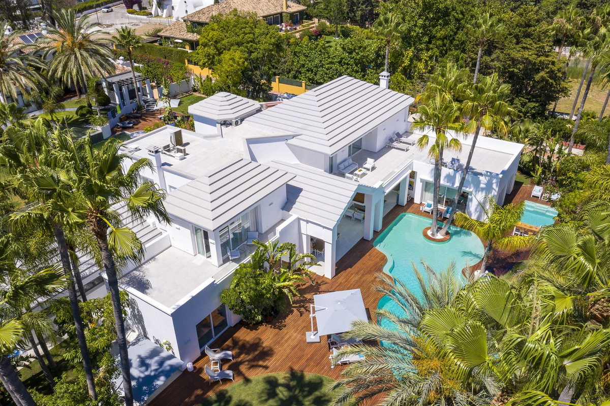 6 Bedroom Villa in San Pedro de Alcántara - Foto 3